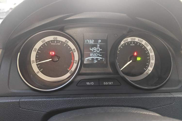Used Skoda Rapid Spaceback 2019 Revised Version 1.5L Automatic Comfort Edition China V Standard Instrument Cluster