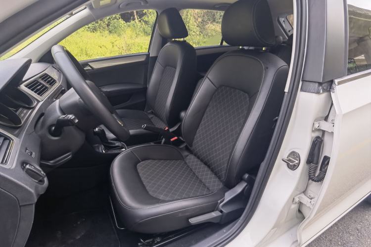 Used Skoda Rapid Spaceback 2019 1.5L Automatic Comfort Edition Interior 5