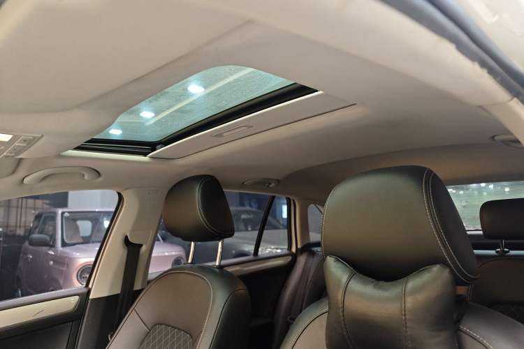 Used Skoda Rapid Spaceback 2019 1.5L Automatic Comfort Edition Interior 7