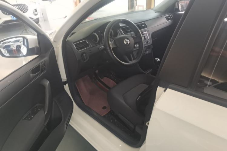 Used Skoda Rapid Spaceback 2019 Revised Version 1.5L Manual Entry-Level Edition China VI Left Front Seat