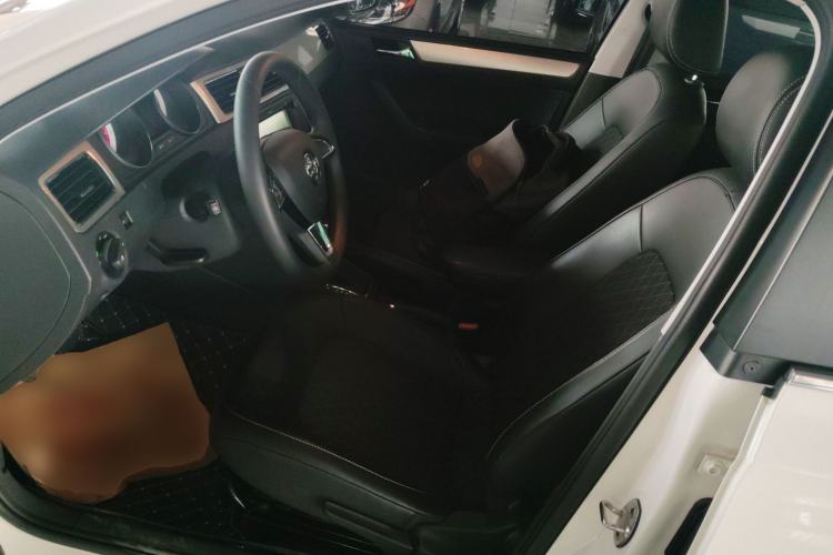 Used Skoda Rapid Spaceback 2019 1.5L Automatic Comfort Edition Left Front Seat