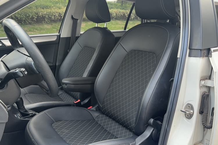 Used Skoda Rapid Spaceback 2019 Revised Version 1.5L Automatic Comfort Edition China VI Standard Left Front Seat