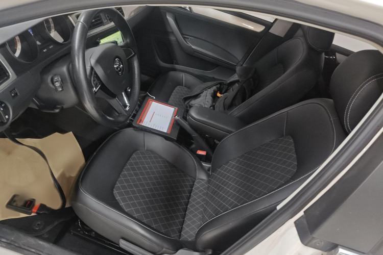 Used Skoda Rapid Spaceback 2019 Revised Version 1.5L Automatic Comfort Edition China V Standard Left Front Seat