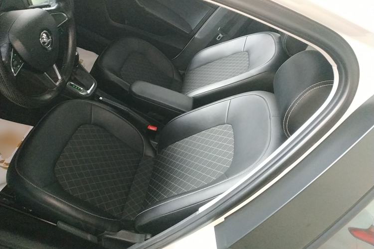 Used Skoda Rapid Spaceback 2019 Revised Version 1.5L Automatic Comfort Edition China V Standard Left Front Seat