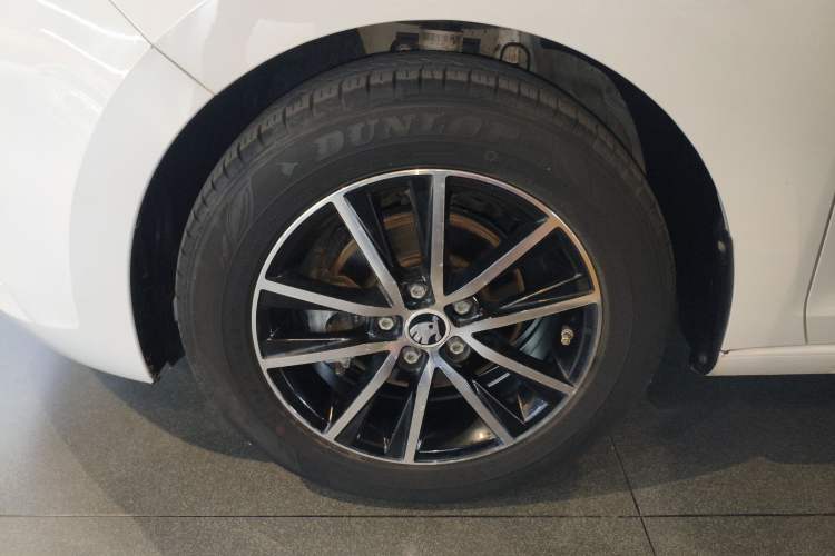Used Skoda Rapid Spaceback 2019 Revised Version 1.5L Automatic Standard Edition China VI Left Front Wheel Hub