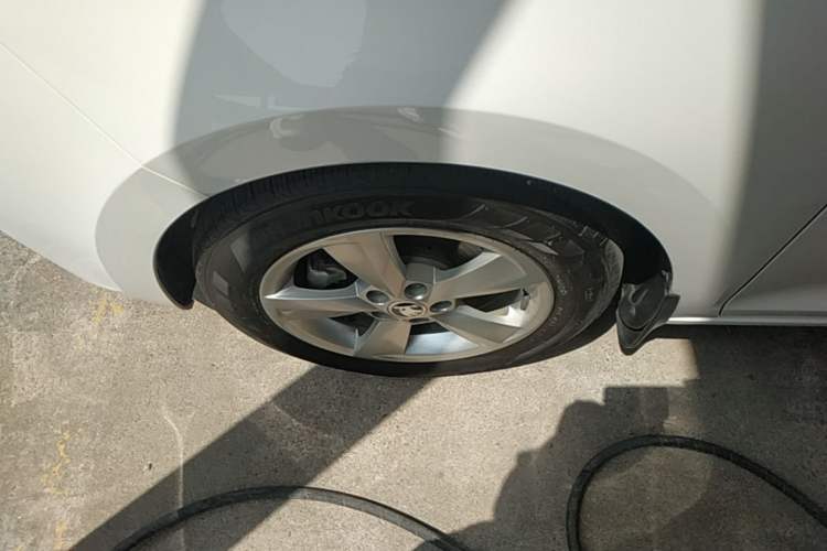Used Skoda Rapid Spaceback 2019 Revised Version 1.5L Automatic Comfort Edition China V Standard Left Front Wheel Hub