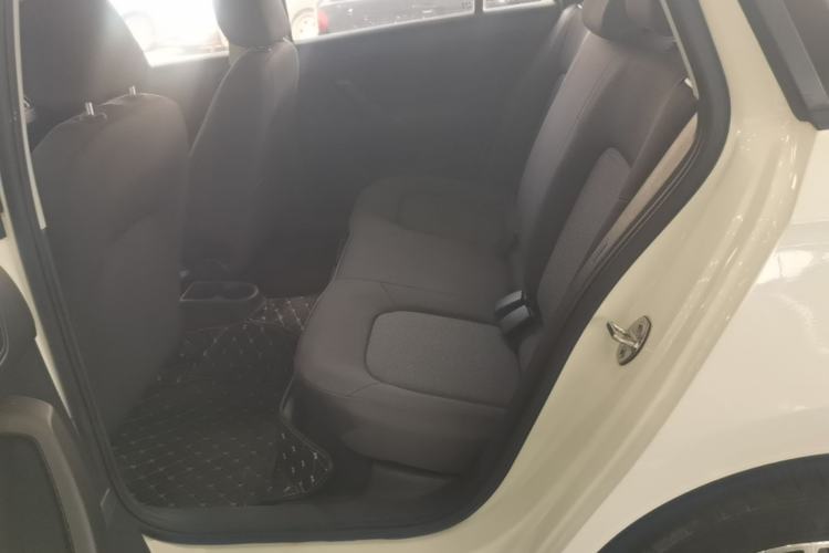 Used Skoda Rapid Spaceback 2019 Revised Version 1.5L Manual Entry-Level Edition China VI Left Rear Seat