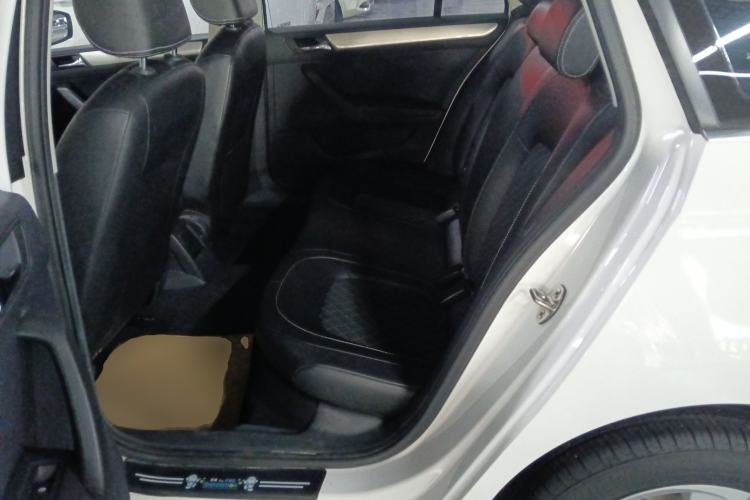 Used Skoda Rapid Spaceback 2019 Revised Version 1.5L Automatic Comfort Edition China V Standard Left Rear Seat