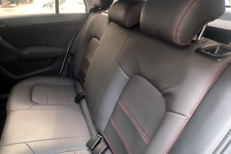 Used Skoda Rapid Spaceback 2019 Revised Version 1.5L Automatic Standard Edition China V Standard Left Rear Seat