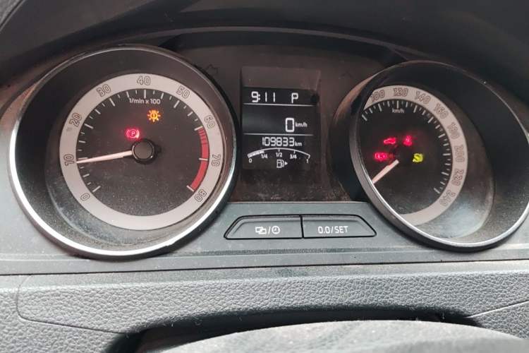 Used Skoda Rapid Spaceback 2019 1.5L Automatic Comfort Edition Odometer Close Up
