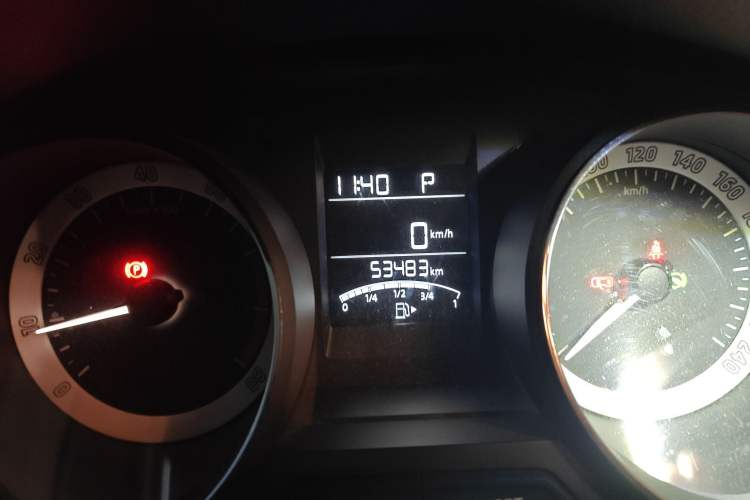 Used Skoda Rapid Spaceback 2019 1.5L Automatic Comfort Edition Odometer Close Up