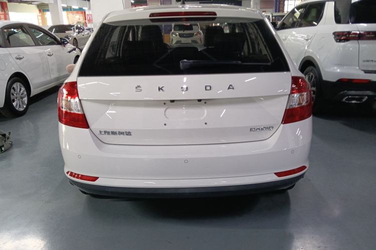 Used Skoda Rapid Spaceback 2019 Revised Version 1.5L Automatic Comfort Edition China V Standard Rear