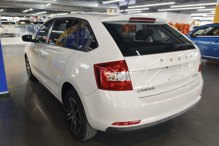 Used Skoda Rapid Spaceback 2019 Revised Version 1.5L Automatic Standard Edition China VI Rear Left 45 Deg