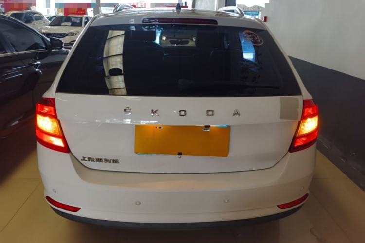 Used Skoda Rapid Spaceback 2019 Revised Version 1.5L Automatic Standard Edition China VI Rear