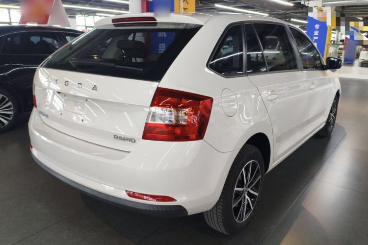 Used Skoda Rapid Spaceback 2019 Revised Version 1.5L Automatic Standard Edition China VI Rear Right 45 Deg