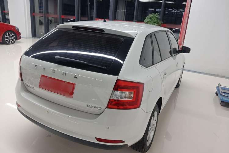 Used Skoda Rapid Spaceback 2019 Revised Version 1.5L Automatic Comfort Edition China V Standard Rear Right 45 Deg