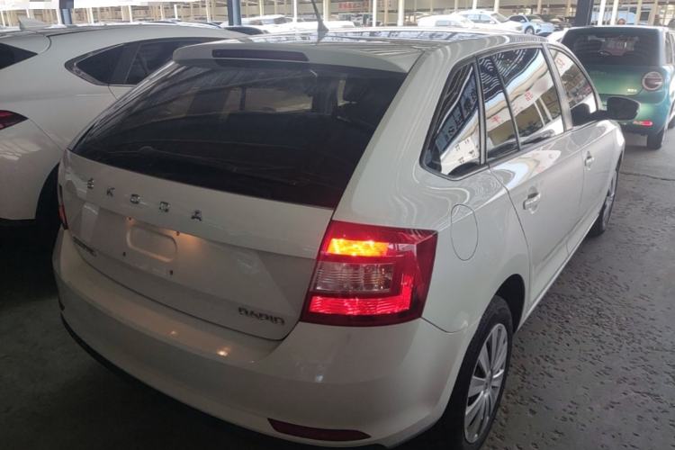 Used Skoda Rapid Spaceback 2019 Revised Version 1.5L Automatic Standard Edition China V Standard Rear Right 45 Deg