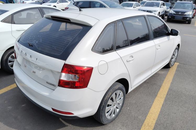 Used Skoda Rapid Spaceback 2019 Revised Version 1.5L Manual Standard Edition China VI Rear Right 45 Deg