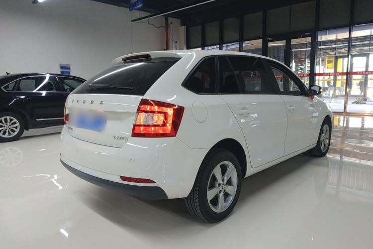 Used Skoda Rapid Spaceback 2019 Revised Version 1.5L Automatic Comfort Edition China V Standard Rear Right 45 Deg