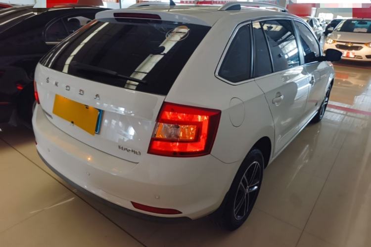 Used Skoda Rapid Spaceback 2019 Revised Version 1.5L Automatic Standard Edition China VI Rear Right 45 Deg