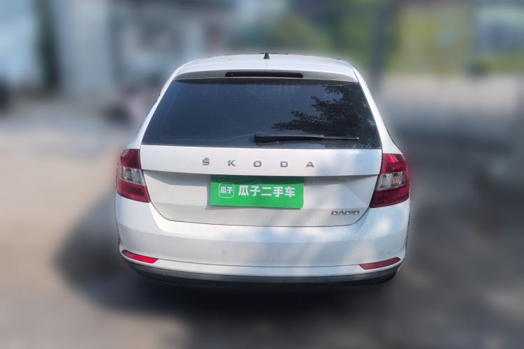 Used Skoda Rapid Spaceback 2019 Revised Version 1.5L Automatic Standard Edition China V Standard Rear