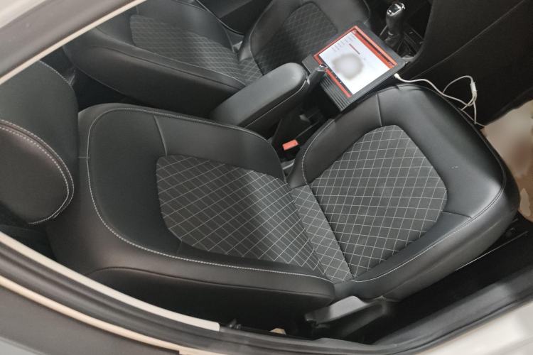 Used Skoda Rapid Spaceback 2019 Revised Version 1.5L Automatic Comfort Edition China V Standard Right Front Seat