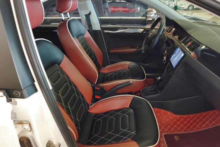 Used Skoda Rapid Spaceback 2019 Revised Version 1.5L Automatic Standard Edition China VI Right Front Seat