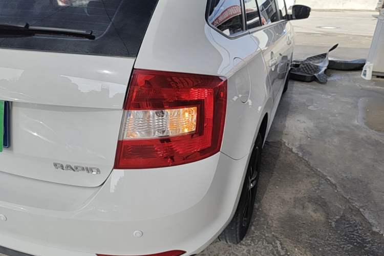 Used Skoda Rapid Spaceback 2019 Revised Version 1.5L Automatic Standard Edition China VI Right Rear Taillight