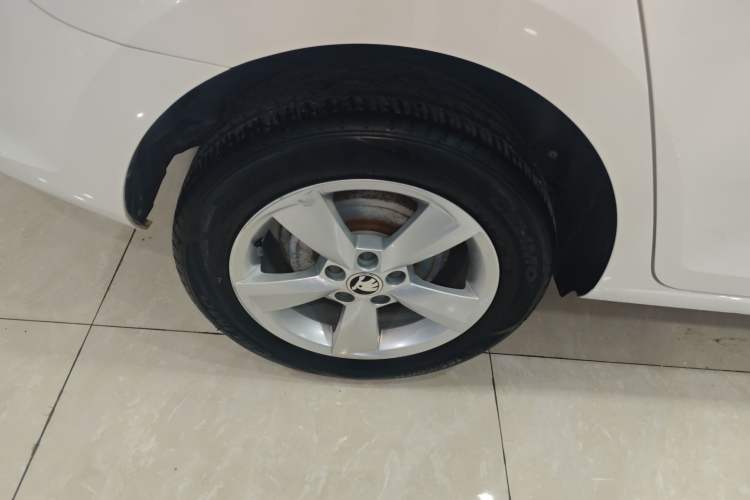 Used Skoda Rapid Spaceback 2019 Revised Version 1.5L Automatic Comfort Edition China VI Standard Right Rear Wheel Hub