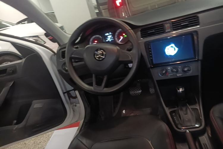 Used Skoda Rapid Spaceback 2019 1.5L Automatic Standard Edition Steering Wheel