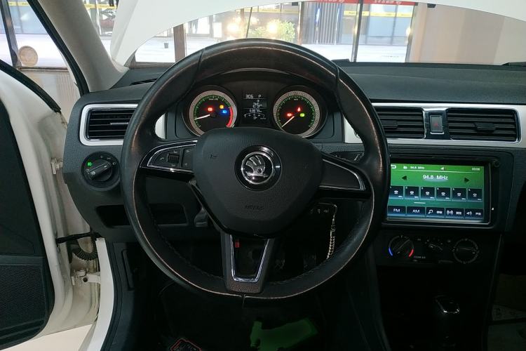 Used Skoda Rapid Spaceback 2019 Revised Version 1.5L Automatic Comfort Edition China V Standard Steering Wheel