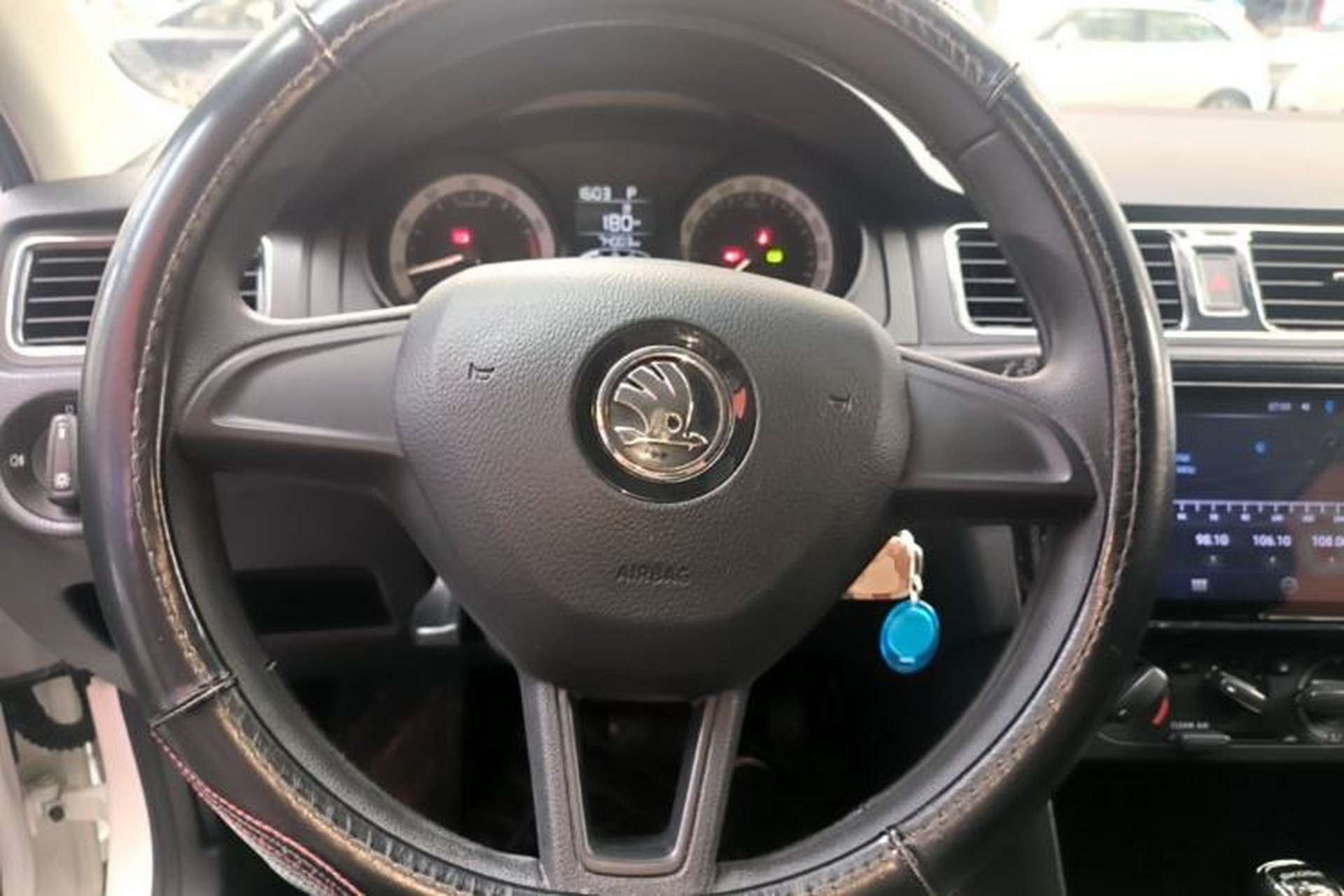 Used Skoda Rapid Spaceback 2019 Revised Version 1.5L Automatic Standard Edition China V Standard Steering Wheel