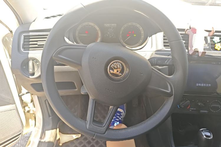 Used Skoda Rapid Spaceback 2019 1.5L Automatic Standard Edition Steering Wheel