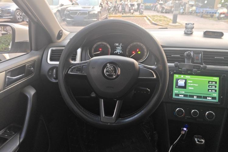 Used Skoda Rapid Spaceback 2019 Revised Version 1.5L Automatic Comfort Edition China V Standard Steering Wheel