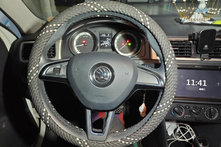 Used Skoda Rapid Spaceback 2019 1.5L Automatic Comfort Edition Steering Wheel