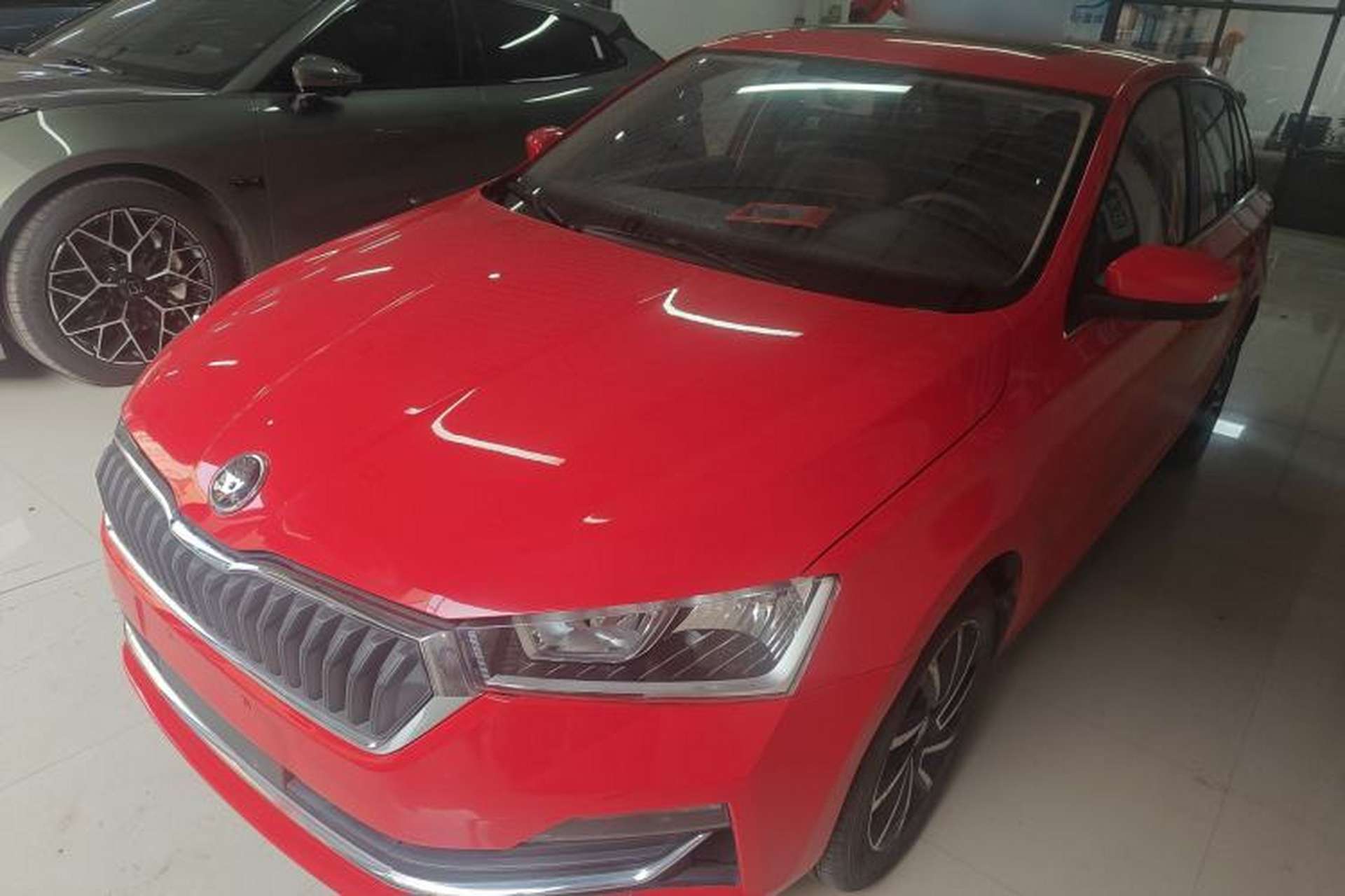 Used Skoda Rapid Spaceback 2020 1.5L Automatic Comfort Edition Front Left 45 Deg