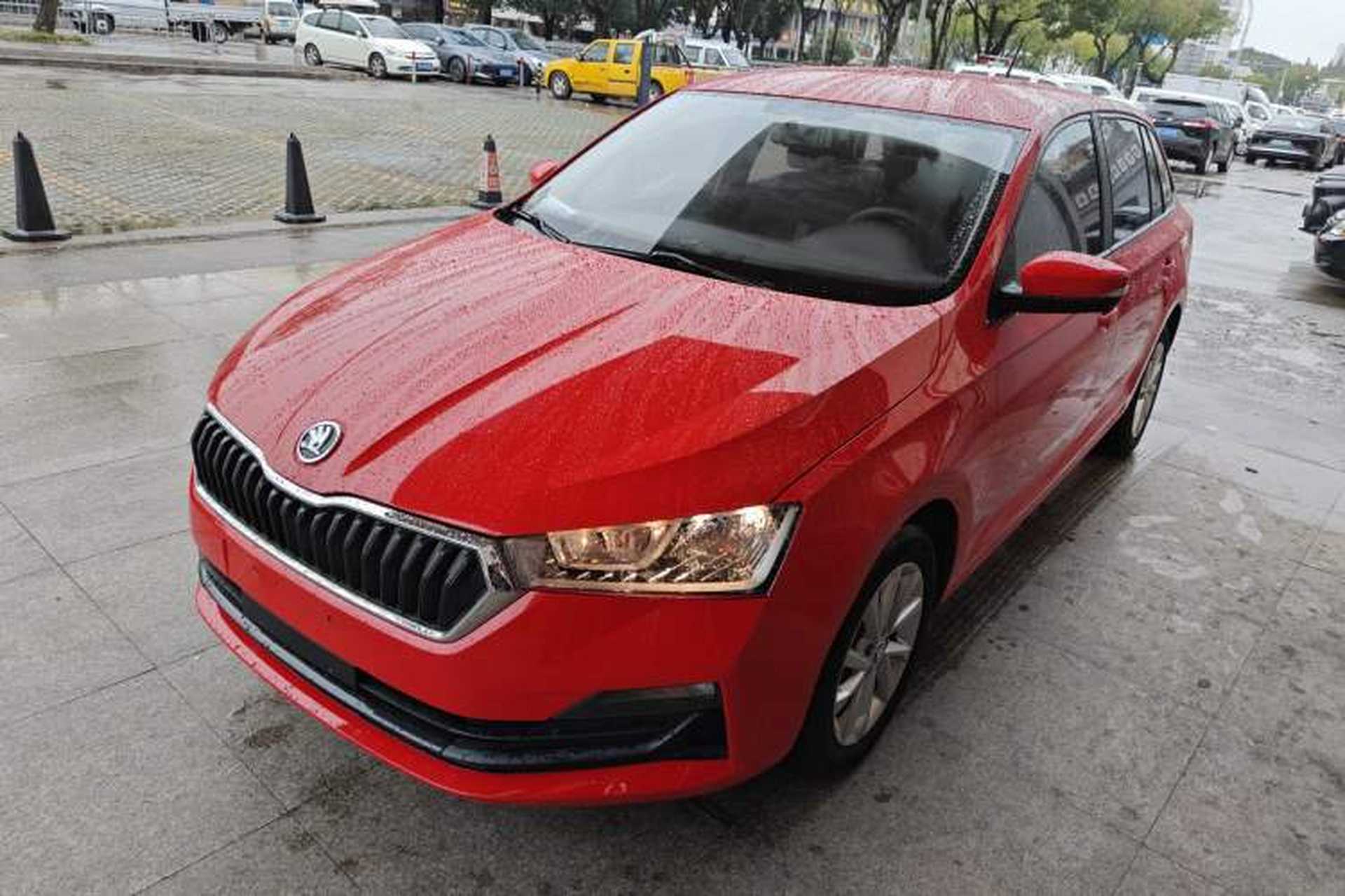 Used Skoda Rapid Spaceback 2020 1.5L Automatic Standard Edition Front Left 45 Deg