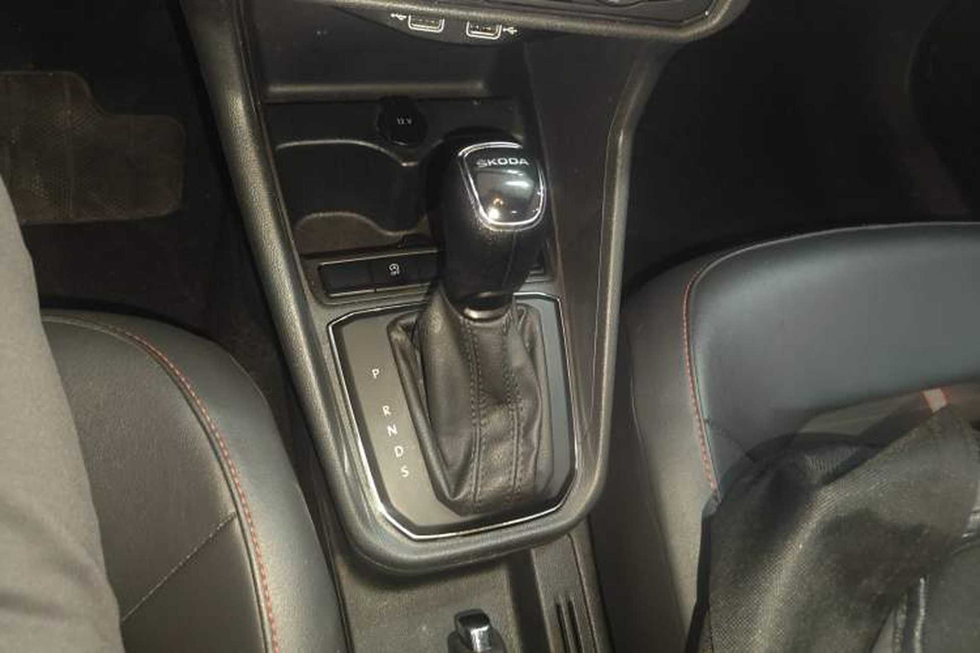 Used Skoda Rapid Spaceback 2020 1.5L Automatic Comfort Edition Gear Lever