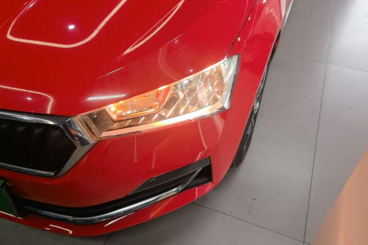 Used Skoda Rapid Spaceback 2020 1.5L Automatic Comfort Edition Left Front Headlight