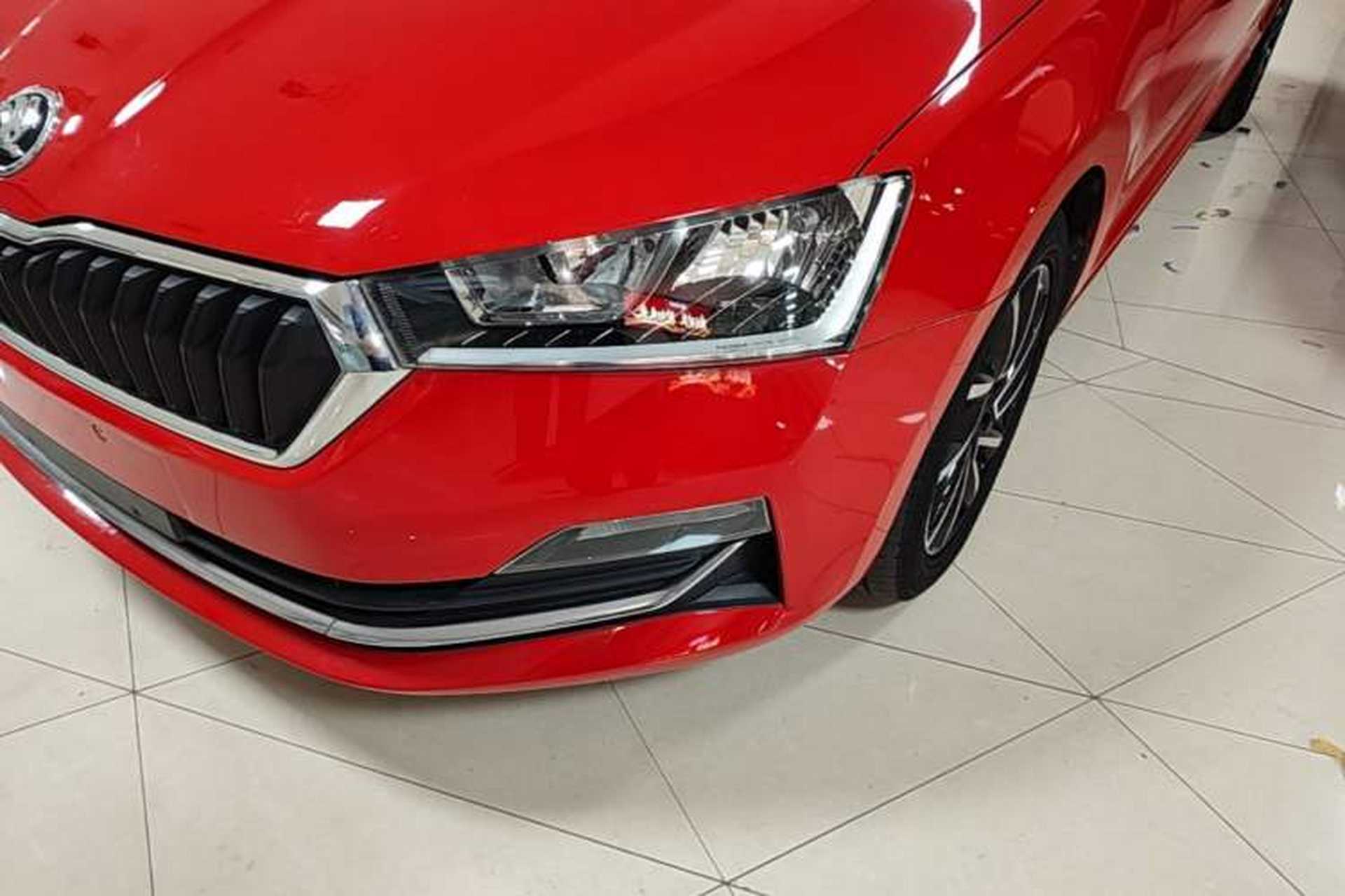 Used Skoda Rapid Spaceback 2020 1.5L Automatic Comfort Edition Left Front Headlight