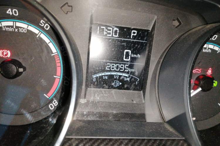Used Skoda Rapid Spaceback 2020 1.5L Automatic Comfort Edition Odometer Close Up