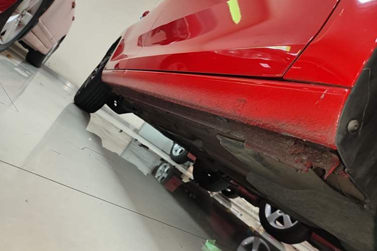 Used Skoda Rapid Spaceback 2020 1.5L Automatic Comfort Edition Right Side Sill
