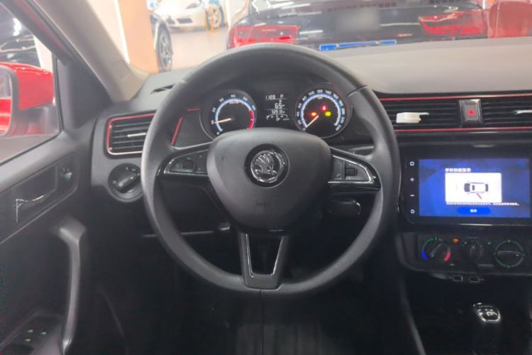 Used Skoda Rapid Spaceback 2020 1.5L Automatic Comfort Edition Steering Wheel