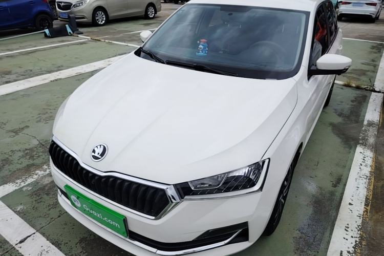 Gebrauchter Skoda Rapid Spaceback 2020 1.5L Automatic Comfort Edition Guazi used car, China used car export, Used car for sale, Used cars, Cheapest cars for sale