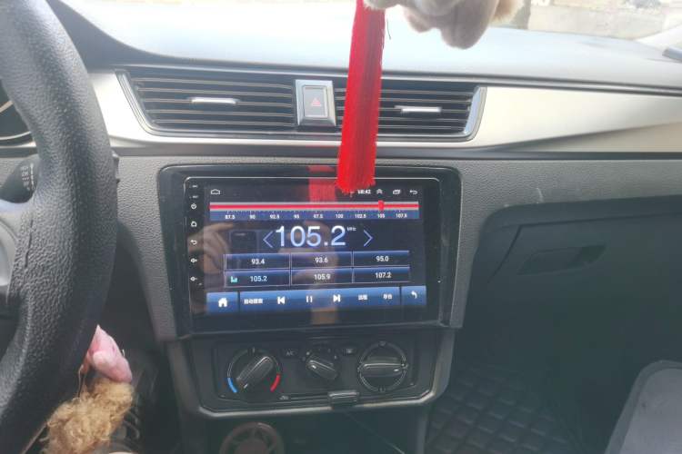 Used Skoda Rapid Spaceback 2020 1.5L Automatic Standard Edition Audio And AC Panel
