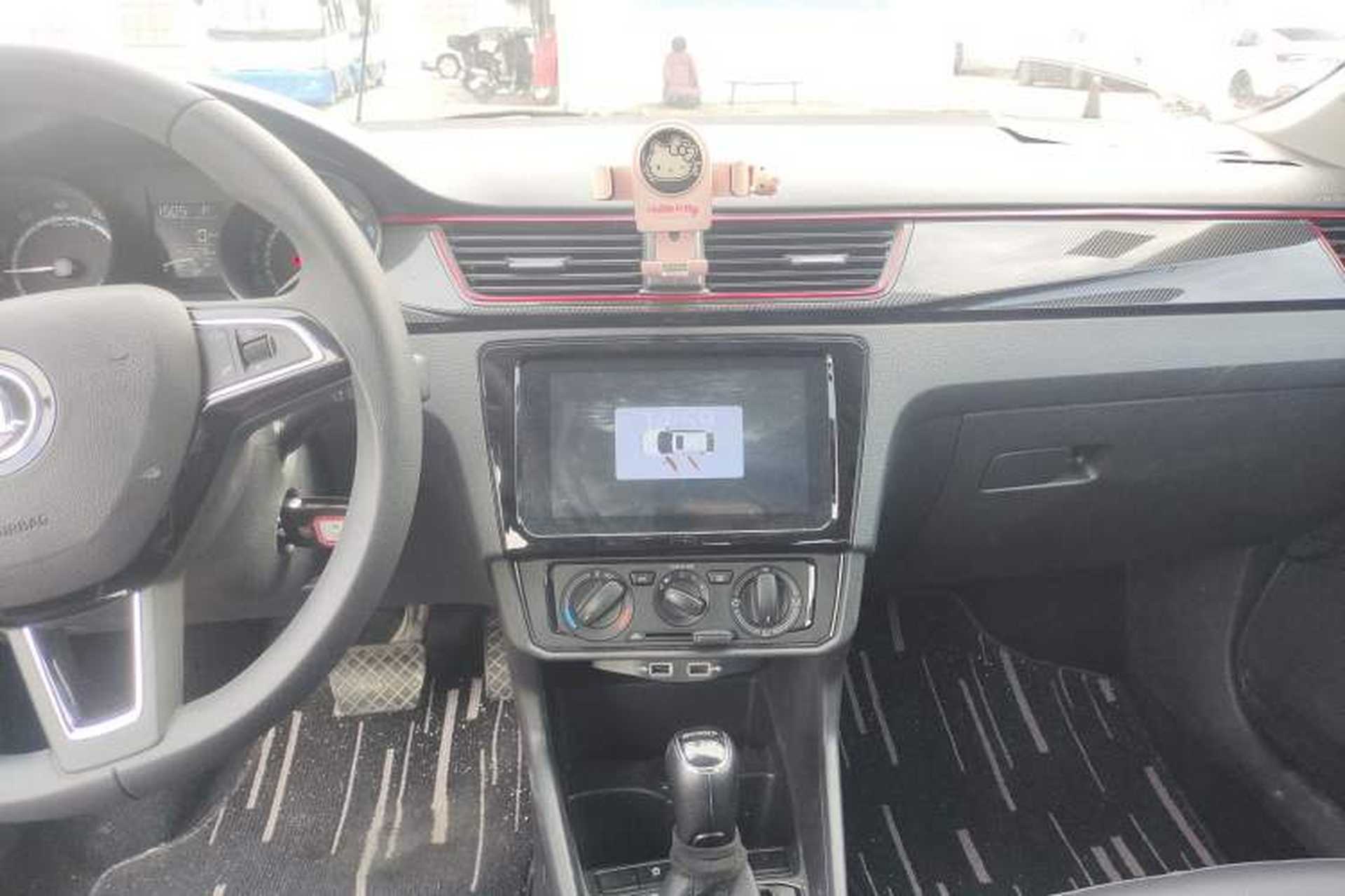 Used Skoda Rapid Spaceback 2020 1.5L Automatic Comfort Edition Audio And AC Panel
