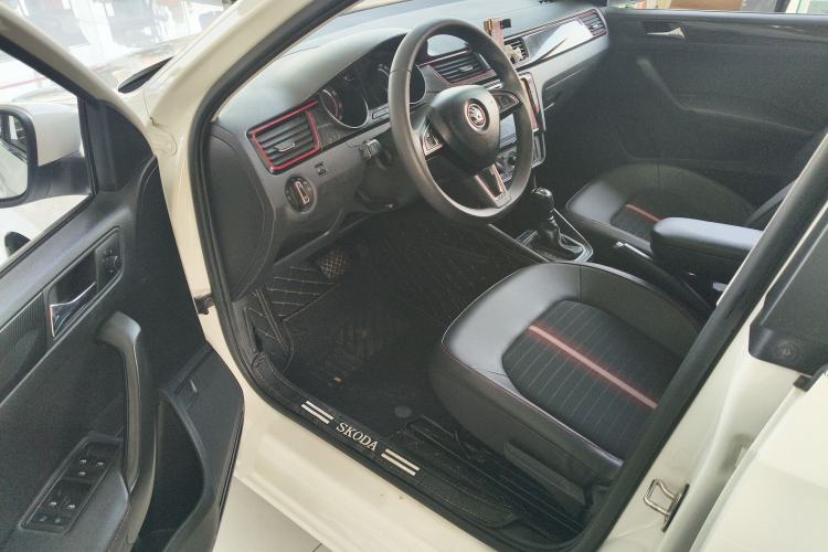 Used Skoda Rapid Spaceback 2020 1.5L Automatic Comfort Edition Driver Seat