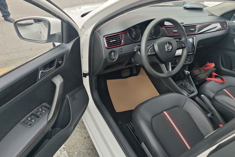 Used Skoda Rapid Spaceback 2020 1.5L Automatic Comfort Edition Driver Seat