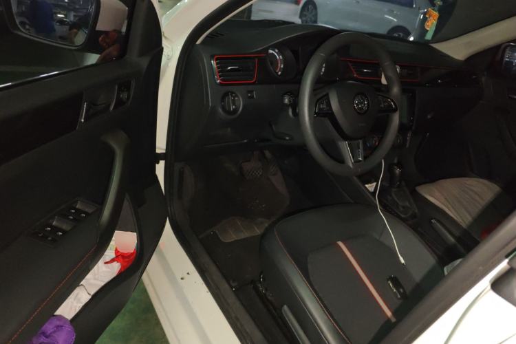 Used Skoda Rapid Spaceback 2020 1.5L Automatic Comfort Edition Driver Seat