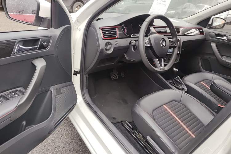 Used Skoda Rapid Spaceback 2020 1.5L Automatic Comfort Edition Driver Seat
